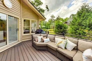 Hilton Head Island Resort Home W/ Fire Pit!