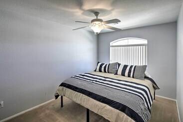 Lake Havasu Home   2 Mi From Main Launch Ramp!