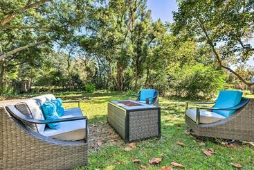 Modern & Chic Gulfport Escape: Walk To Beach!