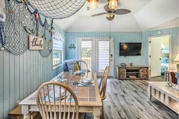Myrtle Beach Cottage, Walk To Pools + Beach!