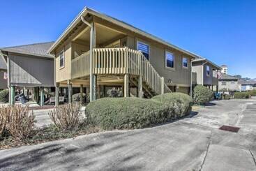 Myrtle Beach Cottage, Walk To Pools + Beach!