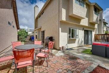 بيت ريفى Oceanside Vacation Home W/ Gas Grill + Patio