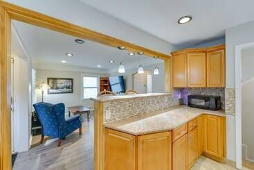 Pet Friendly Dearborn Home < 2 Mi To Downtown!