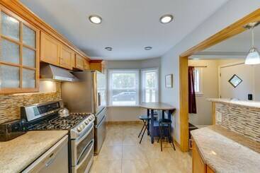 Pet Friendly Dearborn Home < 2 Mi To Downtown!