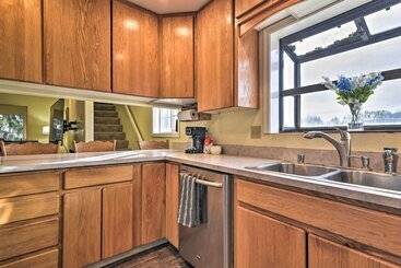 Pet Friendly La Center Home ~ 6 Mi To Casinos