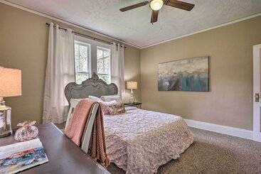 Quiet Jacksonville Retreat   4 Miles To Downtown!