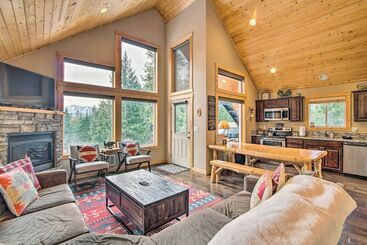 بيت ريفى Ronald Cabin W/ Private Hot Tub Near Lake & Trails