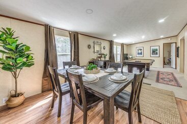 Ruidoso Cabin W/ Hot Tub & On Site Hiking!