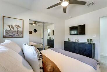 Scottsdale Abode: Fire Pit & Private Pool W/ Spa