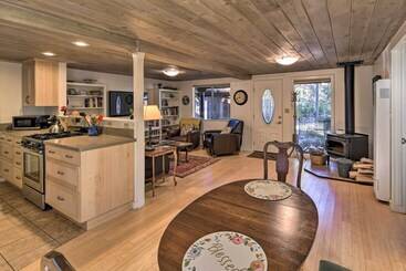 Peaceful Cottage W/ Grill & Yard In Grass Valley!