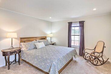 Spacious Hermosa House W/ Black Hills View