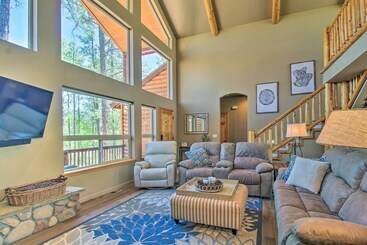 Deck, Grill & Fire Pit: Spacious Show Low Hideaway