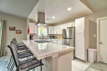 Albuquerque Home: Close To Hiking & Old Town!