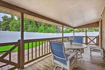 Spacious Bradenton Duplex, 10 Mi To Coquina Beach!