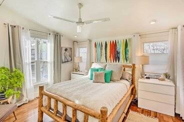 Chic Rapid City Escape Near Mount Rushmore!