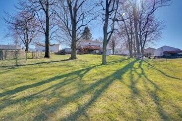 Convenient Hummelstown Home W/ Deck!