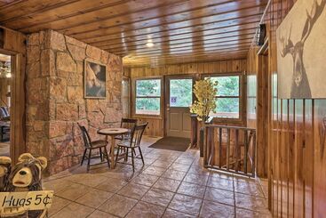 بيت ريفى Cozy Mountain Retreat At The Base Of Pikes Peak!