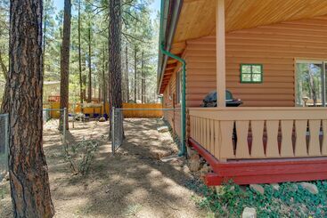 Dog Friendly Show Low Retreat W/ Fire Pit & Grill!