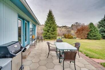 East Wenatchee Home W/ Yard & Hot Tub!