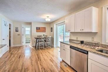 Gilford Home W/ Forest View, By Lake Winnepesaukee