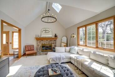 Lovely Kalamazoo River Home W/ Dock & Hot Tub