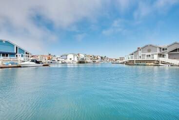 Luxurious Channel Islands Harbor Home W/ Boat Dock
