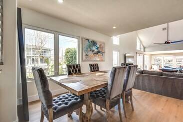 Luxurious Channel Islands Harbor Home W/ Boat Dock