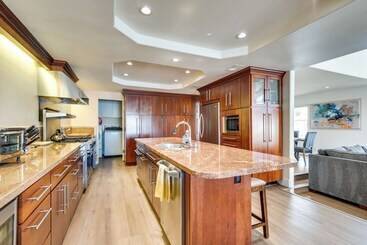 Luxurious Channel Islands Harbor Home W/ Boat Dock