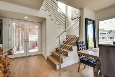 Luxurious Channel Islands Harbor Home W/ Boat Dock