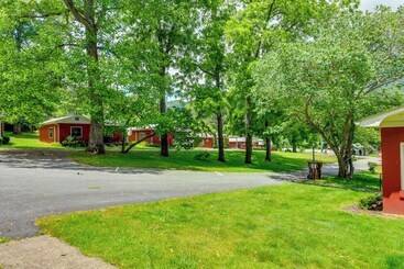 Maggie Valley Home: Near Festival Grounds!