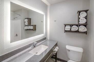 My Place Hotel East Moline/quad Cities, Il