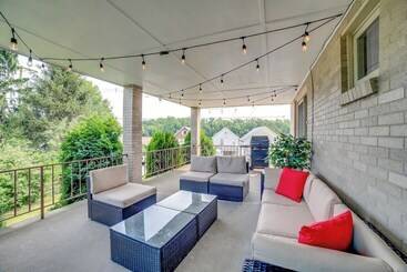 Pittsburgh Vacation Rental: 3 Mi To Downtown!