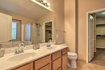 Sunny Phoenix Abode W/ Pool, Grill & Fire Pit