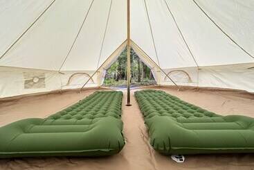 Woodlands Basic Bell Tent 3