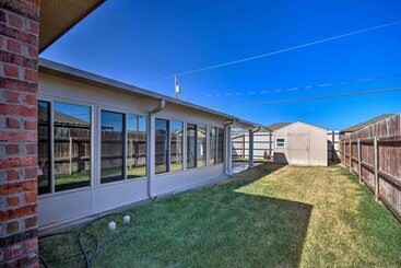 Amarillo Abode W/ Sunroom ~ 4 Mi To Downtown!