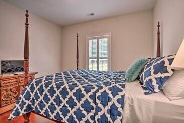 Charming Mount Pleasant Home: 7 Miles To Beach!