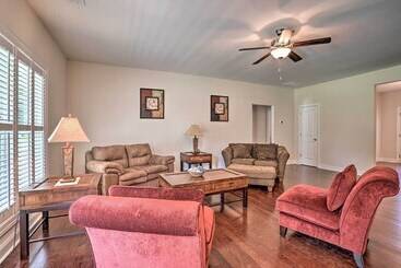 Charming Mount Pleasant Home: 7 Miles To Beach!