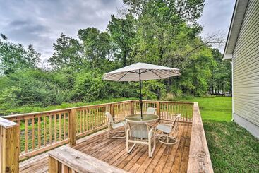 Charming Mount Pleasant Home: 7 Miles To Beach!