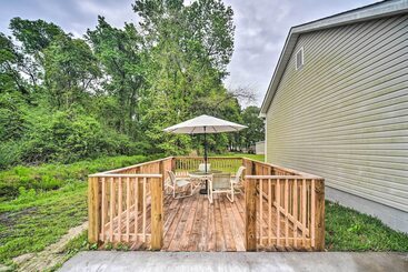 Charming Mount Pleasant Home: 7 Miles To Beach!