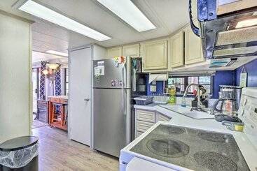 Lakefront Breckenridge Cabin: 6 Mi To Ski Resort!