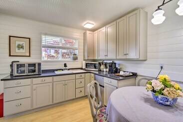 Dreamy Sequim Cottage Near Olympic Natl Park