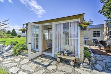 Dreamy Sequim Cottage Near Olympic Natl Park