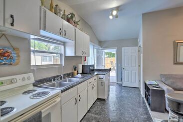 Fern Park House W/ Pool: New Patio & Fire Pit!