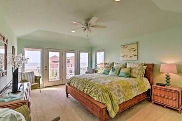 1 Block To Beach: Family Getaway In Galveston!