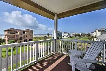 1 Block To Beach: Family Getaway In Galveston!