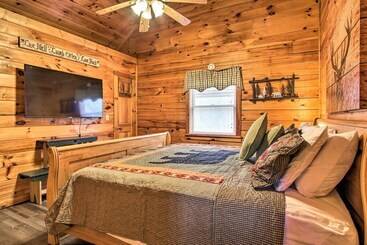 Pigeon Forge Cabin W/ Hot Tub & Mountain Views!
