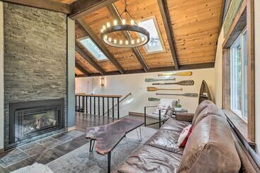 Incline Village Cabin W/ Patio: 2 Mi To Beach!