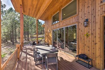Modern Mtn View Retreat ~ 2 Mi To Ski Resort!