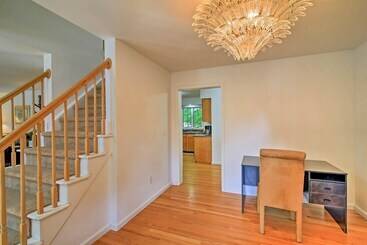 Walk To Dining: Downtown Lenox Guest House!