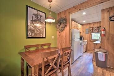 コテージ Rustic  Clint Eastwood  Ranch Apt By Raystown Lake